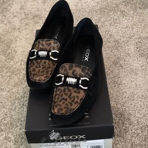 Preowned GEOX loafers with leopard print and black suede